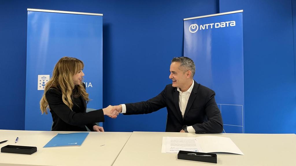 La Xunta firma un convenio con NTT Data para formar a profesionales de las TIC.