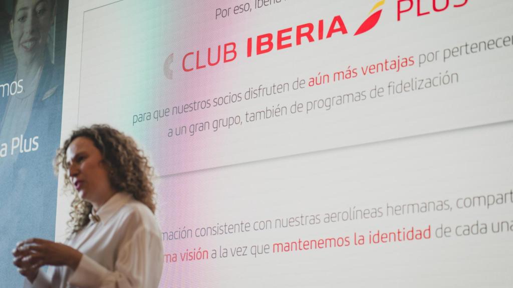 Detalle de la presentación de Club Iberia Plus.