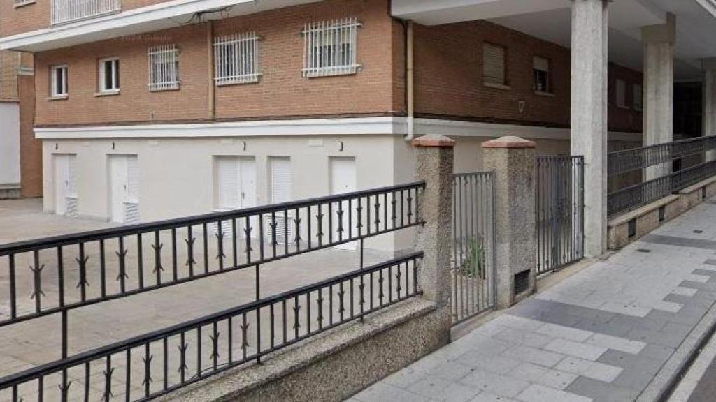 Locales comerciales y bajos convertidos en viviendas junto a la avenida de Portugal de Salamanca