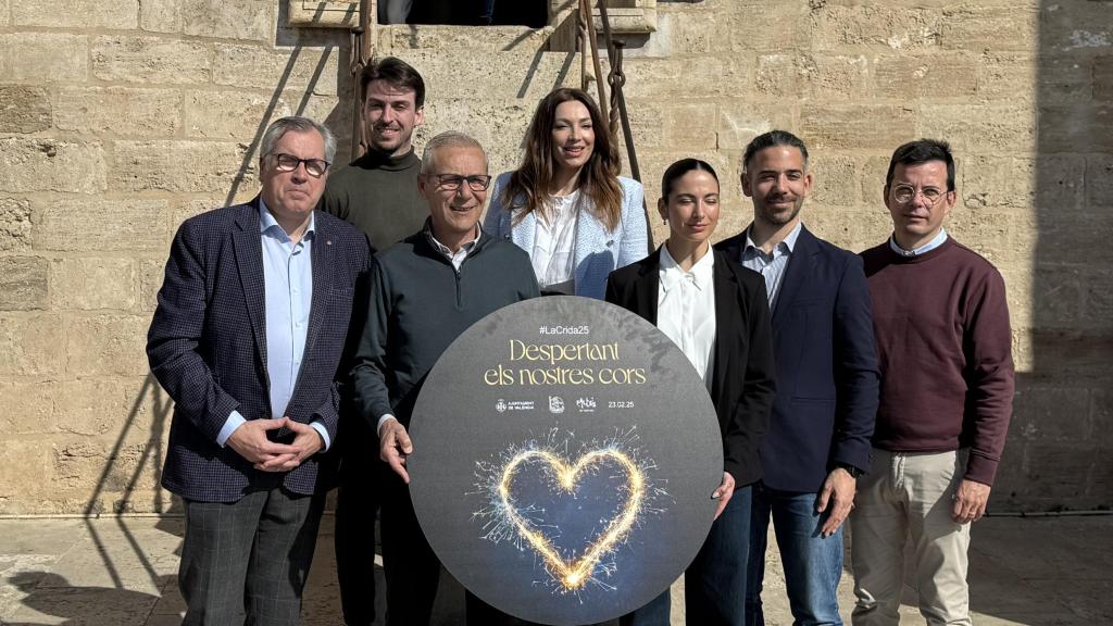 Santiago Ballester durante la presentación del espectáculo. EE