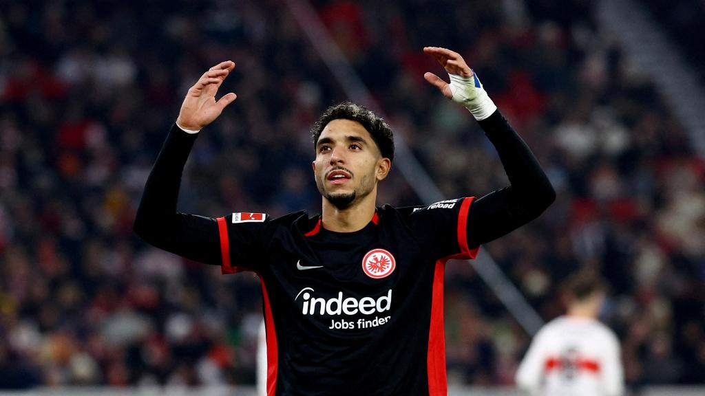 Marmoush, durante un partido con el Eintracht de Frankfurt.