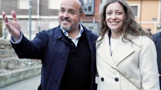 El presidente del PP de Cataluña, Alejandro Fernández, y la presidenta provincial y vicesecretaria de Educación y Sanidad, Ester Muñoz, protagonizan los ‘Encuentros Populares’ en Astorga
