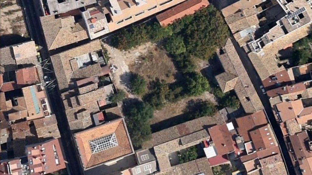 El antiguo cuartel de la Merced en Huesca, desde arriba.