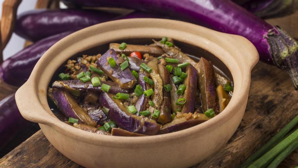 Salteado rápido de berenjenas con carne picada