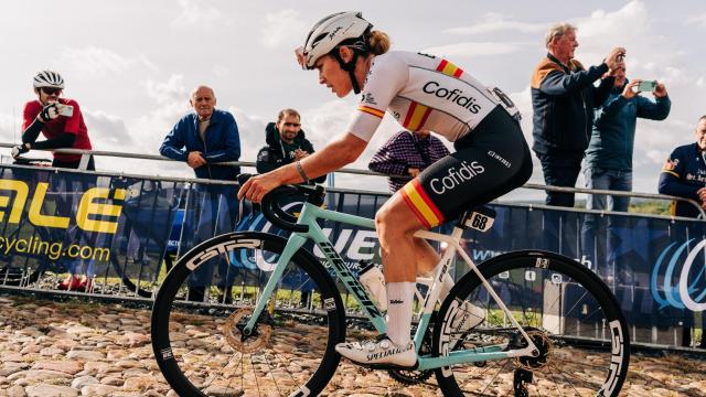 La ciclista profesional Isabel Martín.