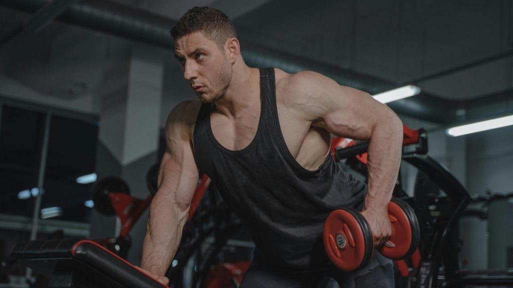 Ni proteína en polvo ni batidos: este es el mejor suplemento para ganar masa muscular