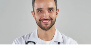 Carlos Andrés Zapata, doctor: La manzana y la pera son dos frutas que deberían comer siempre las mujeres por estos motivos