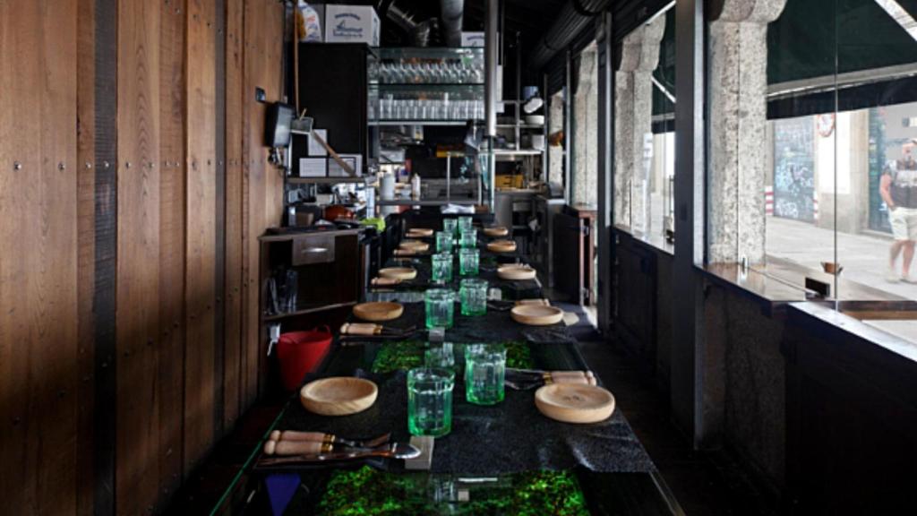 El interior del restaurante Abastos 2.0, en Santiago.