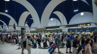 El aeropuerto de Sevilla aumenta el potencial de sus mejores destinos: más frecuencias y un nuevo avión