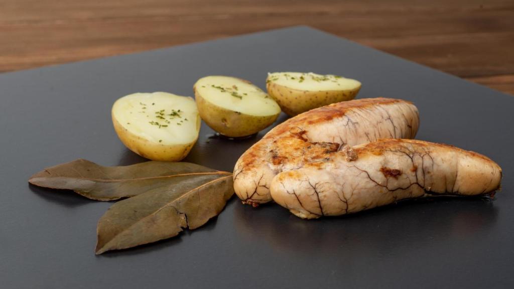 Huevas de merluza a la plancha.