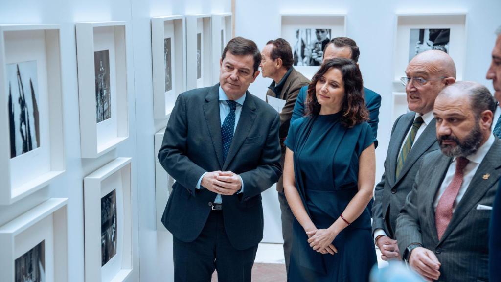 La presidenta de la Comunidad de Madrid, Isabel Díaz Ayuso, y el presidente de Castilla y León, Alfonso Fernández Mañueco.