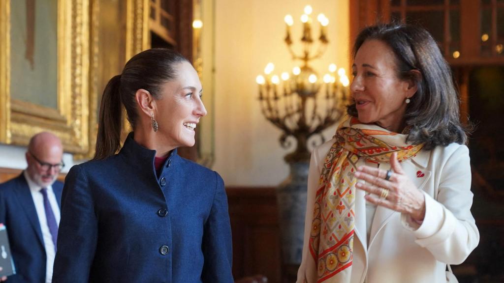 Claudia Sheinbaum, presidenta de México, junto a Ana Botín, presidenta de Santander, matriz de Openbank, en su reunión del pasado lunes.