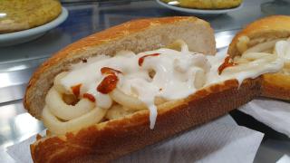 Bocata de calamares, Calamar bravo.