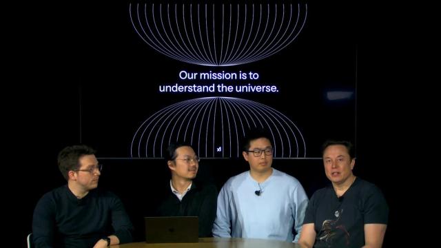 Elon Musk (dcha) junto con varios de sus desarrolladores en la presentación de Grok 3.