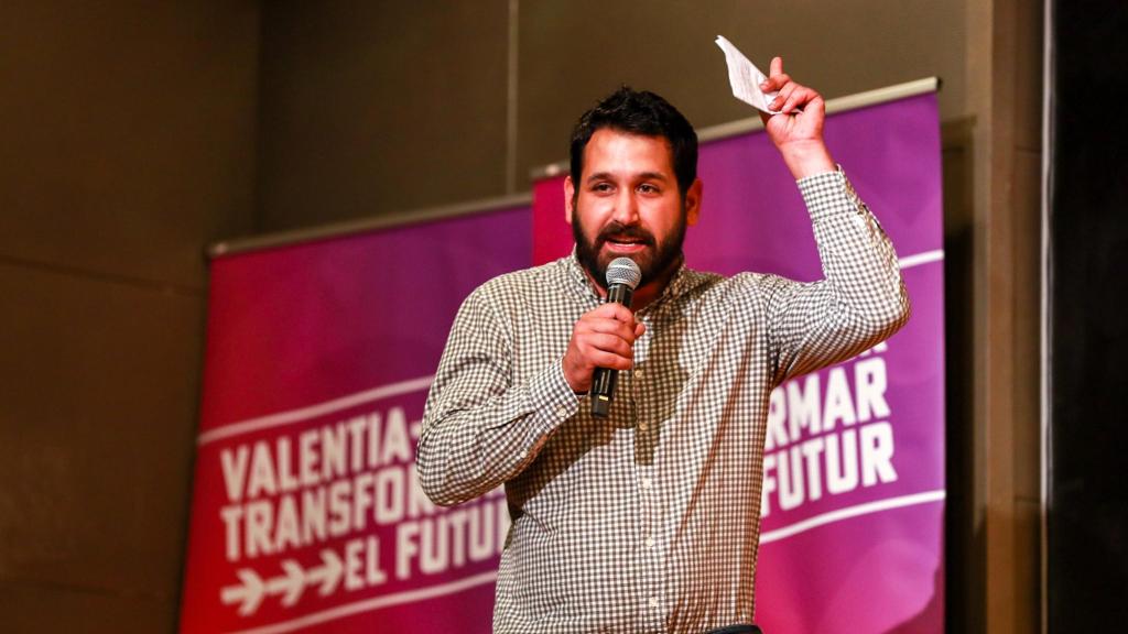 El coordinador del Grup Municipal Unides Podem Palma, Juanjo Martínez, durante un mitin de campaña en 2023.