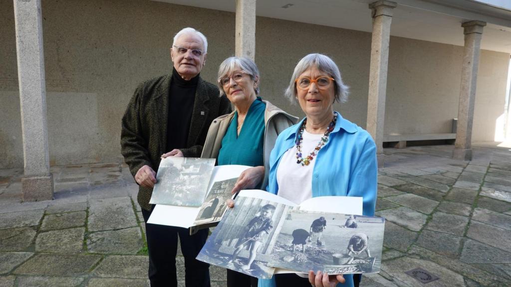 Freixanes con las nietas de Pillado y parte del legado.