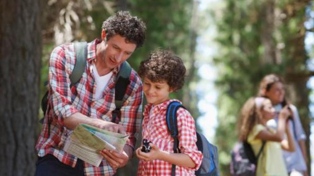 La orientación en bosque puede ser una divertida actividad en familia.