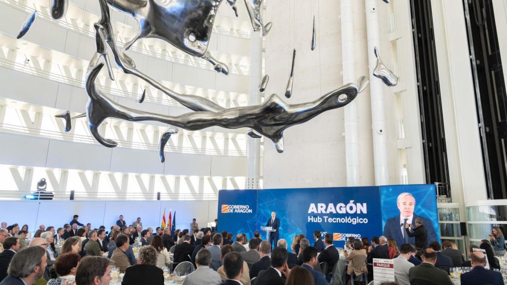 Presentación de la inversión de AWS en la Torre del Agua de Zaragoza.