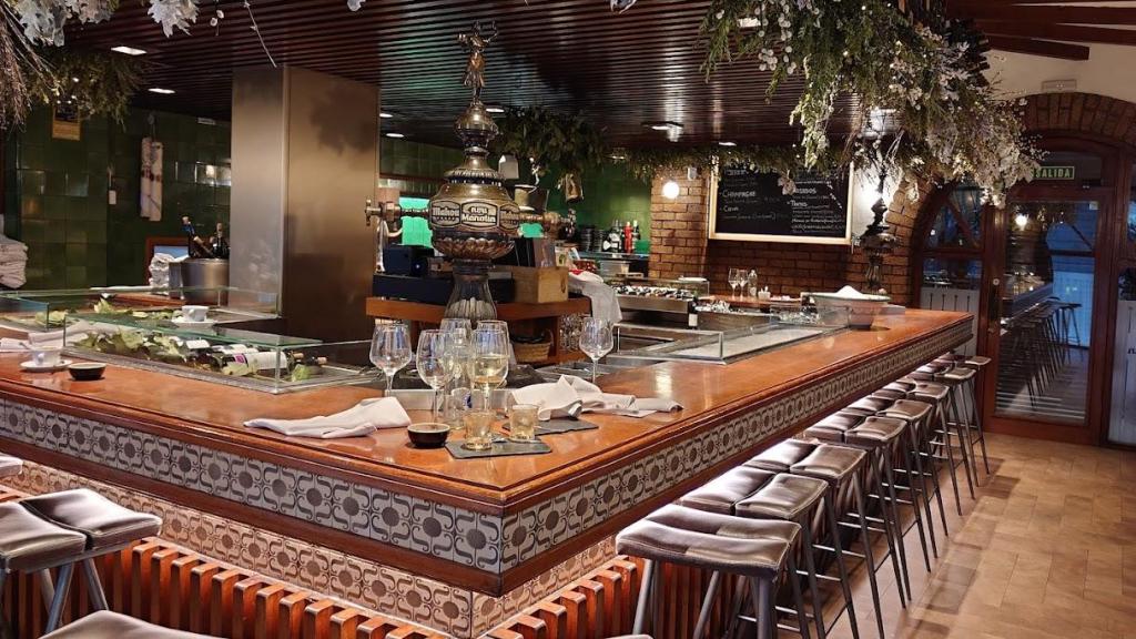 Imagen de la barra del local.