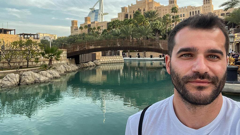 Saúl Samaniego, Mister RNB Valladolid 2025, en Dubai