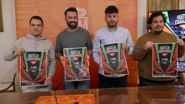 El concejal de Promoción Económica del Ayuntamiento de Zamora, David Gago, presenta el concurso nacional Batalla de Charangas