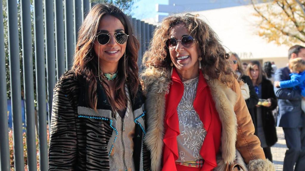 Rosario Flores tiene muy buena relación con su hija.