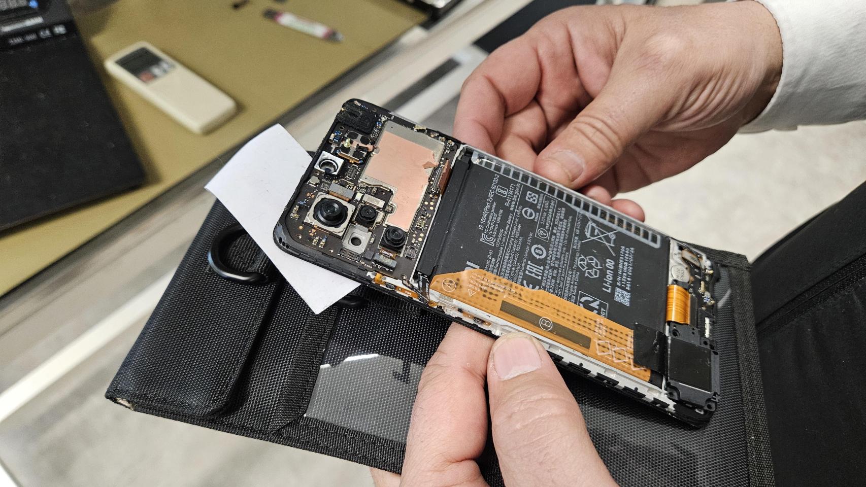 Recuperación de datos de un móvil roto en Lazarus