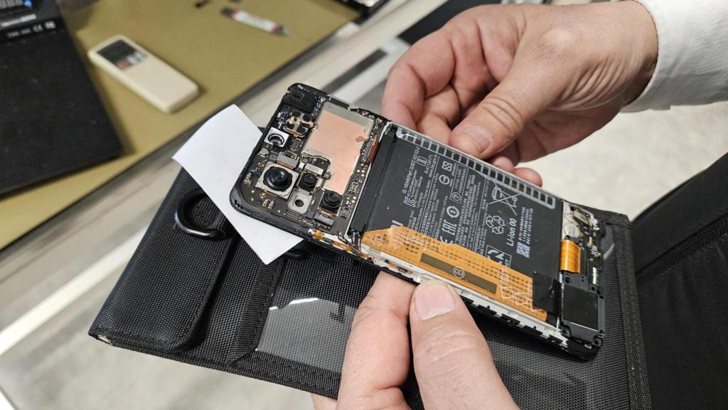 Recuperación de datos de un móvil roto en Lazarus