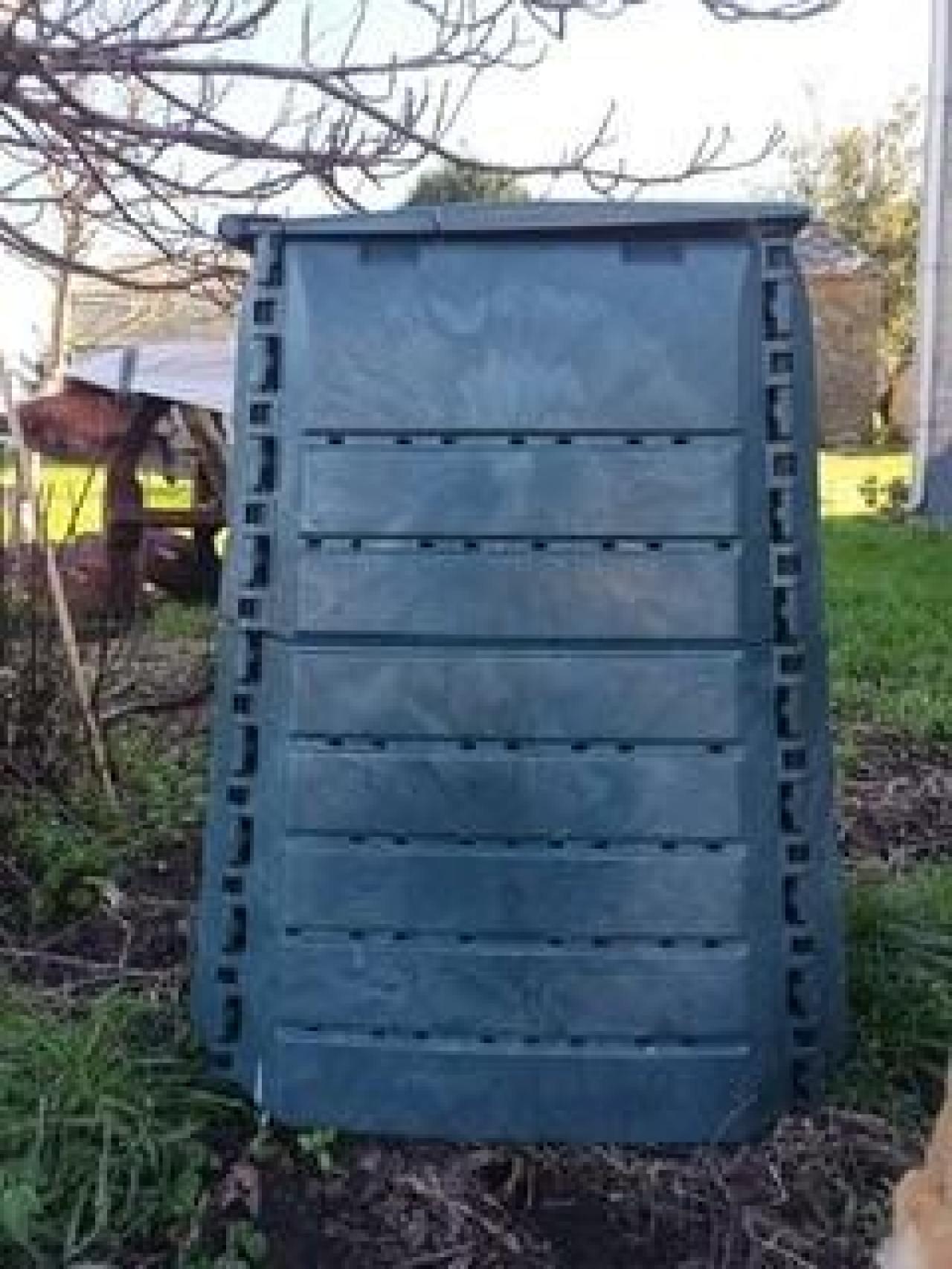 Compostador de Sogama.