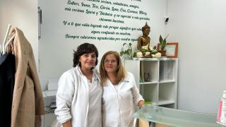 Vanesa junto a su compañera Gloria. Luis Villanueva