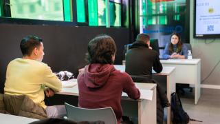 Alumnos de Campus Training asisten a un seminario presencial en una de sus delegaciones físicas