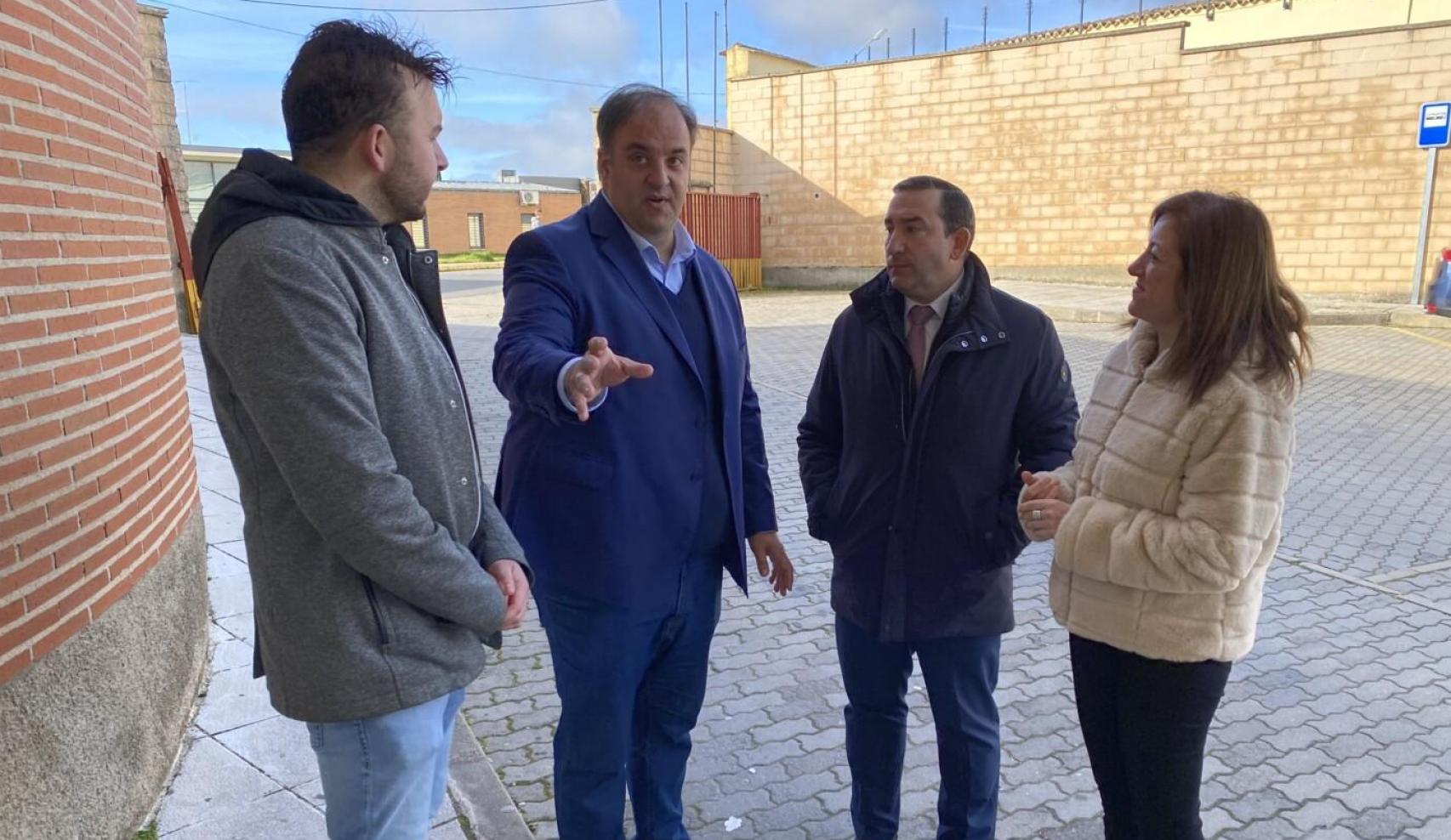 Visita a la estación de autobuses de Guijuelo