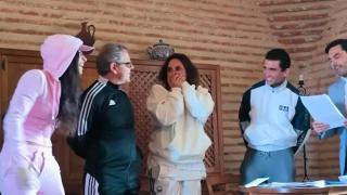 Los actores Óscar de la Fuente y Esther Ortega en su boda junto a Jaime Lorente y Carolina Yuste