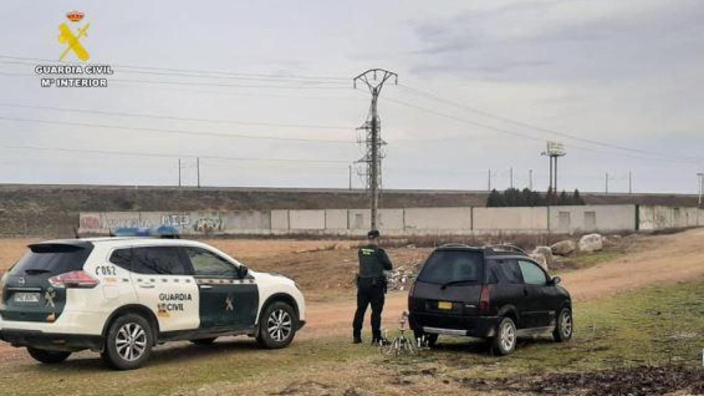 La Guardia Civil desplazada hasta la empresa agrícola