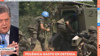 El exministro de Defensa Federico Trillo durante el programa.