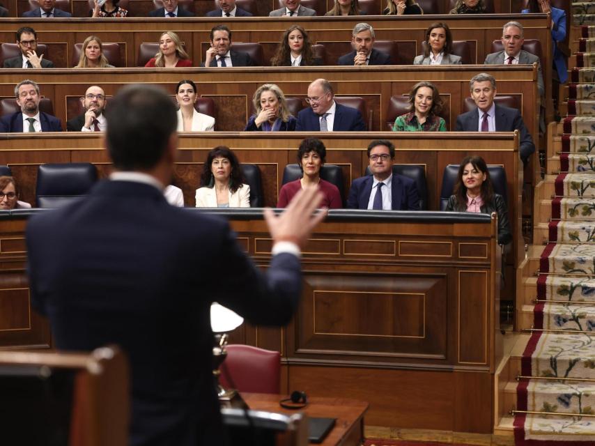 Pedro Sánchez y Alberto Núñez Feijóo en la sesión de control al Gobierno del pasado miércoles.
