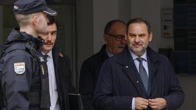 José Luis Ábalos, ayer a su salida del Tribunal Supremo, donde declaró como investigado./