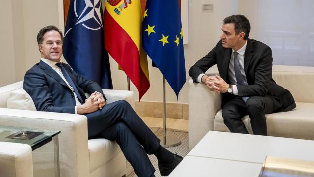 Mark Rutte, secretario general de la OTAN, y Pedro Sánchez, presidente de España.