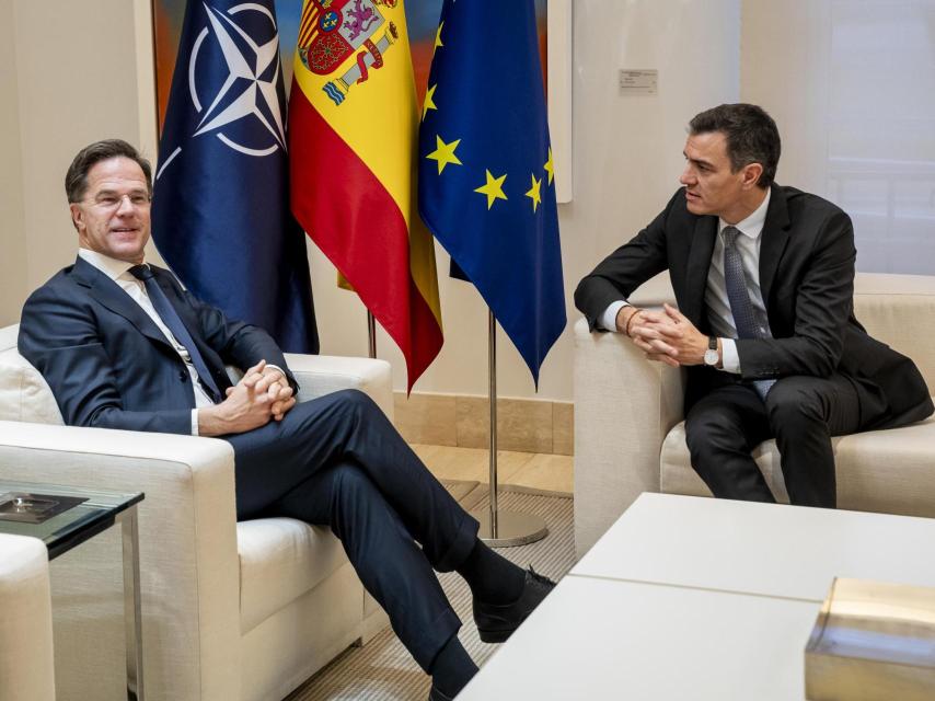 Mark Rutte, secretario general de la OTAN, y Pedro Sánchez, presidente de España.