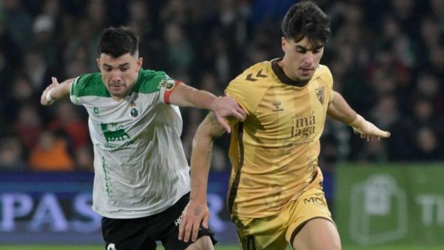 Julen Lobete durante el Racing de Santander vs. Málaga CF