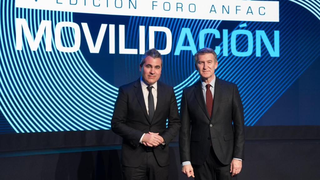 Alberto Núñez Feijoo, con Josep Maria Recasens.