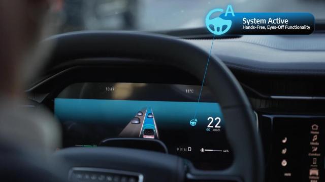 Este sistema de Stellantis es un nivel 3 de conducción semiautónoma.