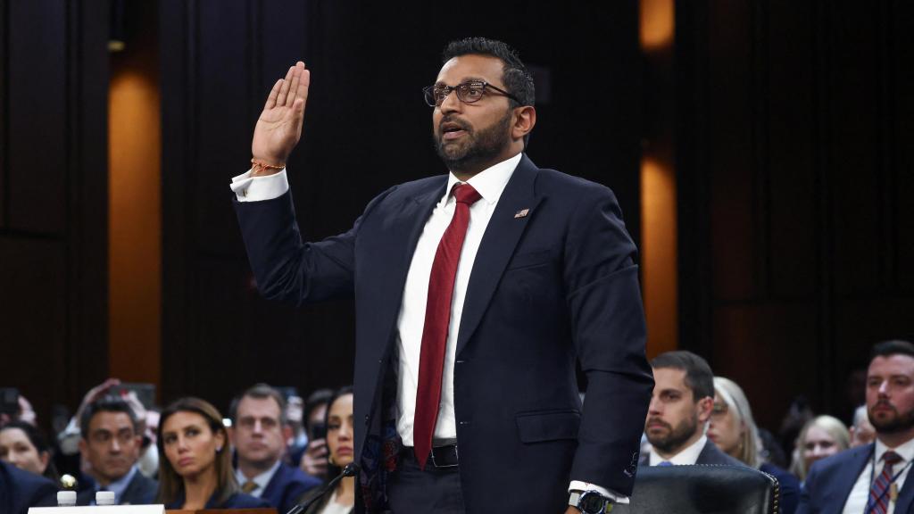 Kash Patel durante la vista anterior a la confirmación del Senado en Washington.