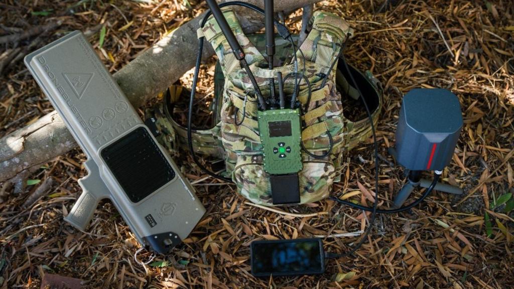 Los componentes del Dronebuster DTIM Kit