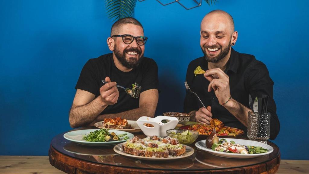 Santiago y Marcos son los dueños de TS A Casa.