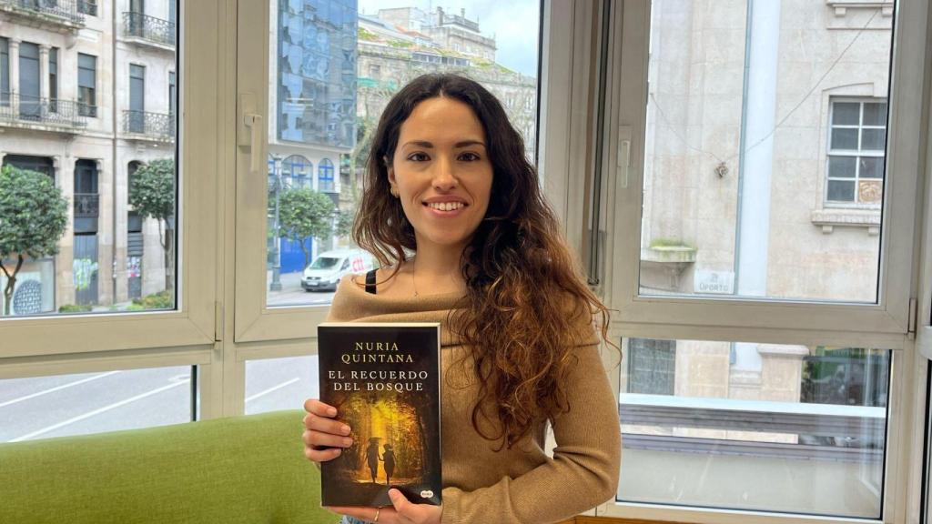 La viguesa Nuria Quintana publica su tercer libro