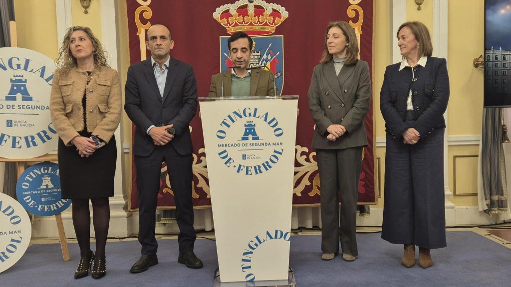Presentación del mercado de segunda mano O Tinglado en Ferrol.