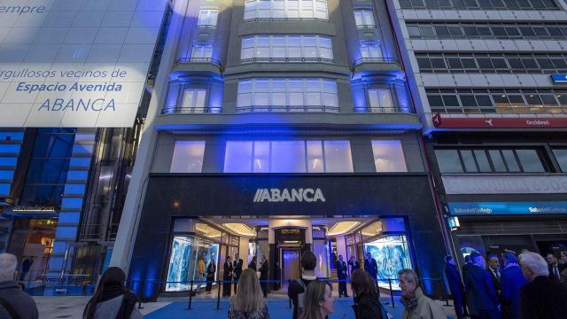 Fachada del edificio ABANCA Espacio Avenida en A Coruña