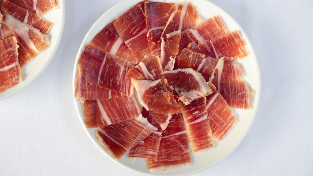 Cortes de jamón ibérico.