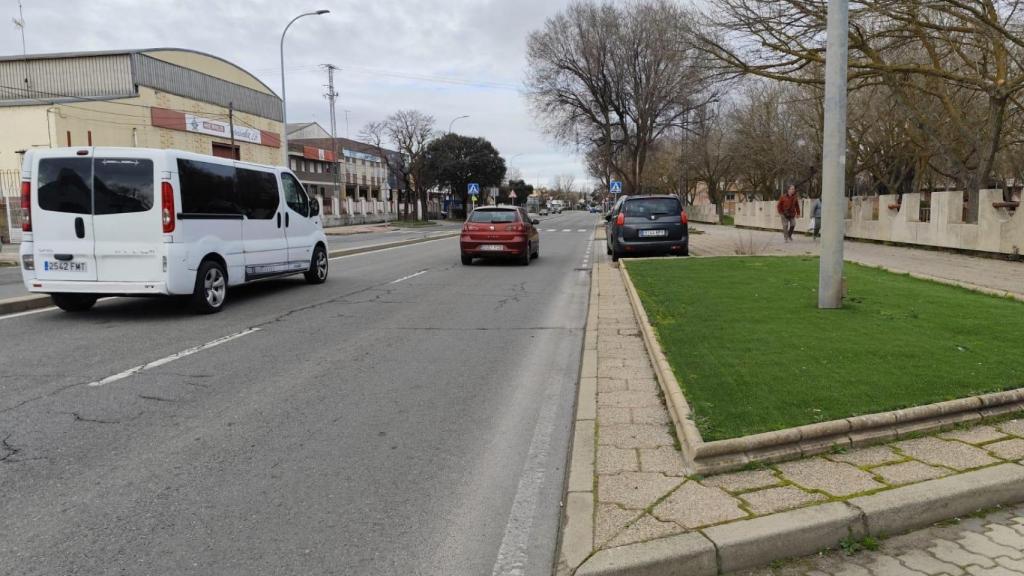Tráfico en la travesía de la N-620 a su paso por Salamanca